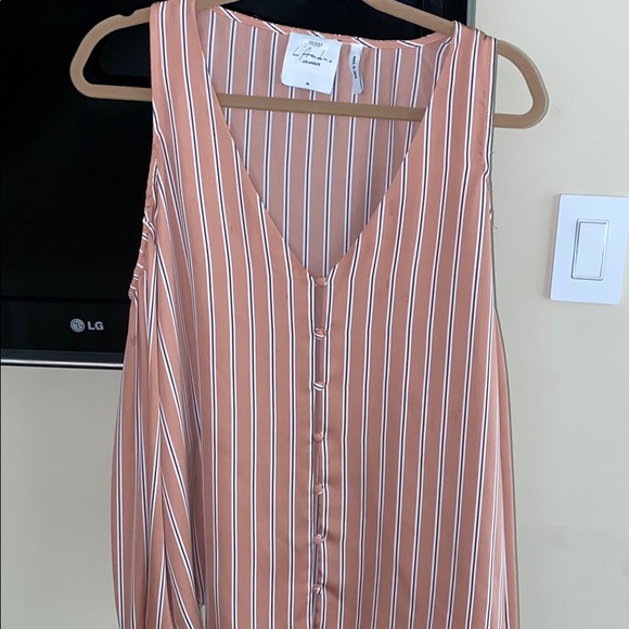 L’academie Tops - L’ACADEMIE PEACH BLOUSE WITH BUTTONS AND TIES!